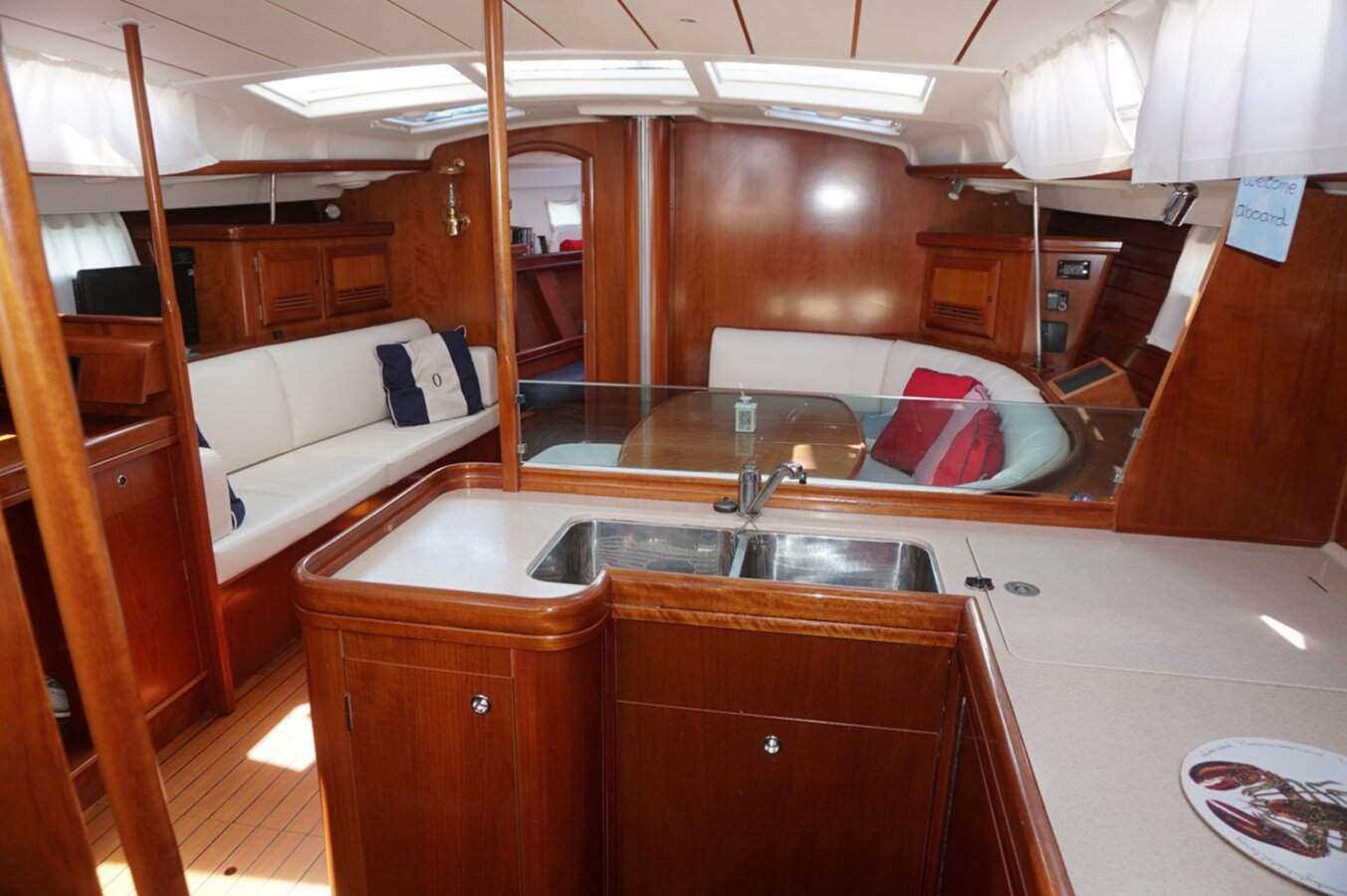 2005-beneteau-46-11-eb32a5