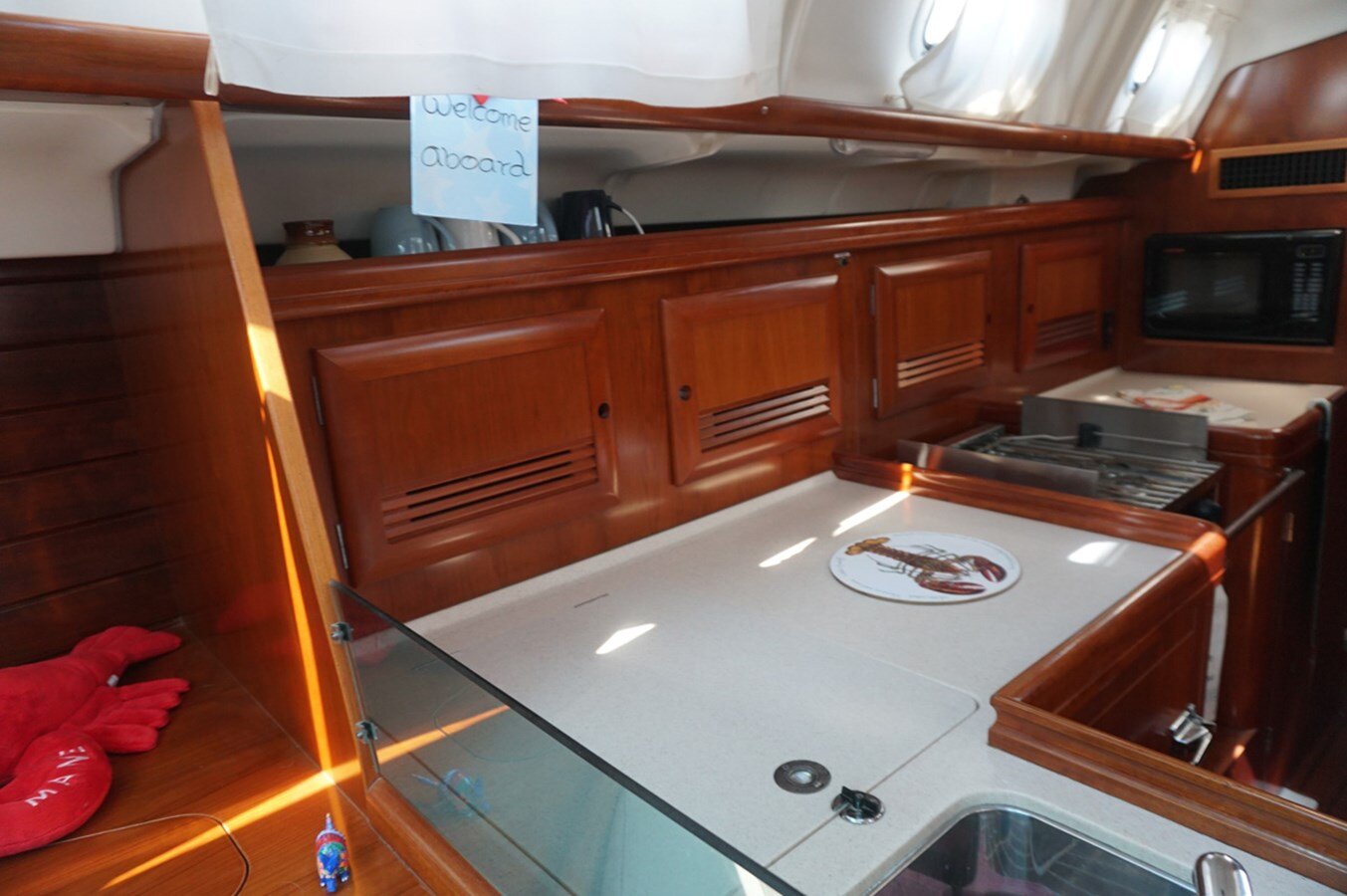 2005-beneteau-46-11-eb32a5