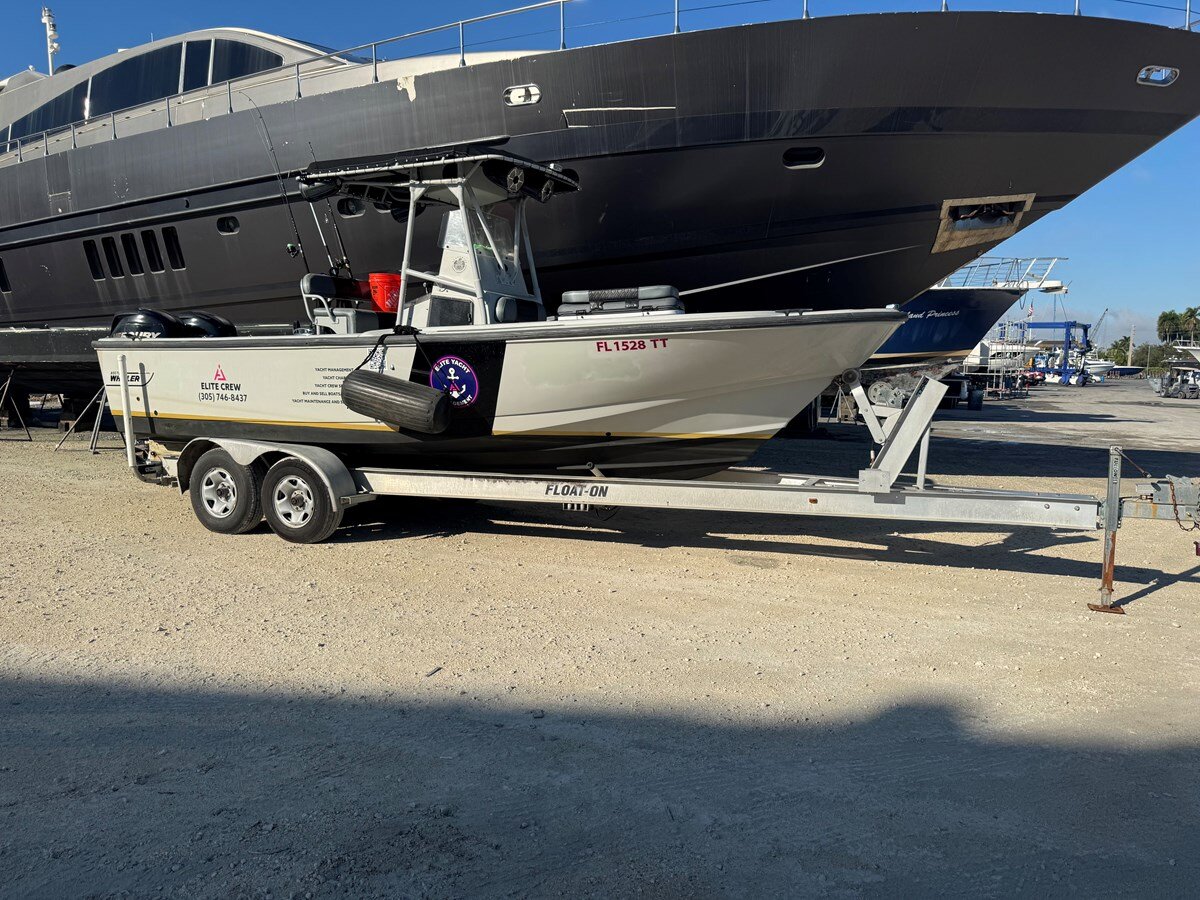 2005-boston-whaler-24-34fe58