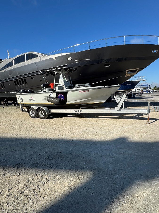 2005-boston-whaler-24-34fe58