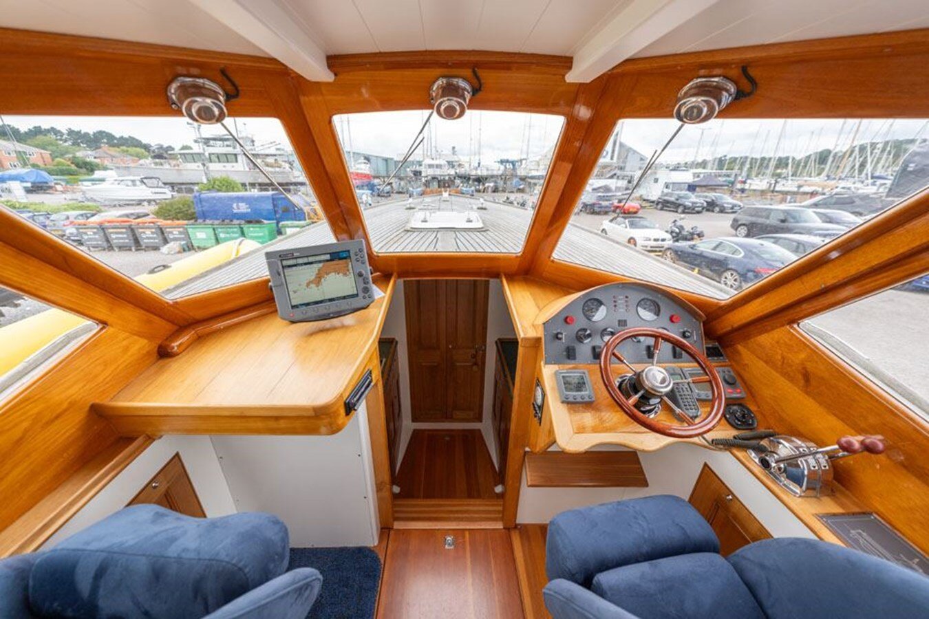 2005-cockwells-32-4-74505c