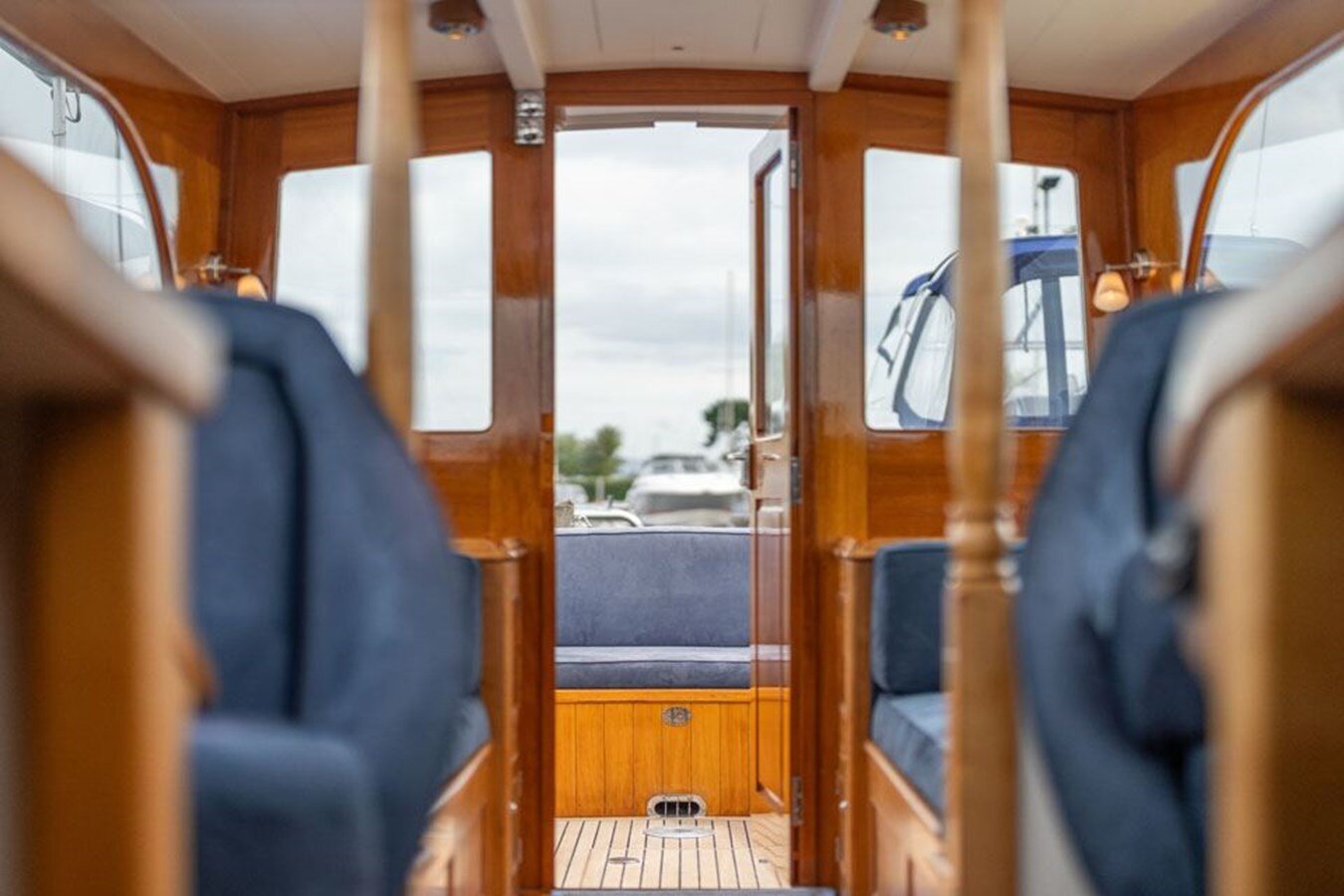 2005-cockwells-32-4-74505c