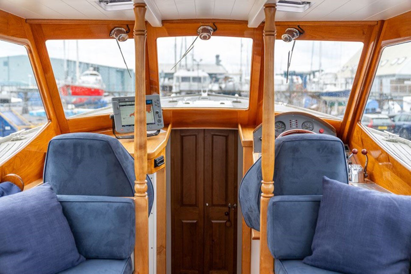 2005-cockwells-32-4-74505c