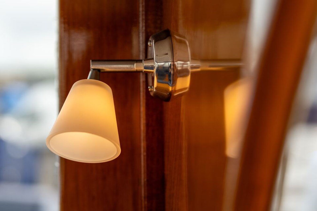 2005-cockwells-32-4-74505c