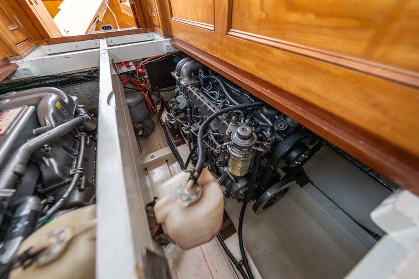 2005-cockwells-32-4-74505c