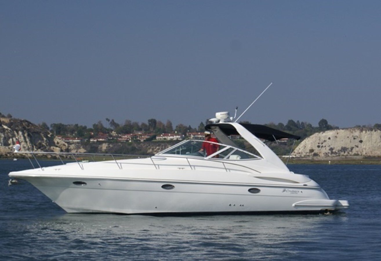 2005-cruisers-yachts-36-6-5cd475