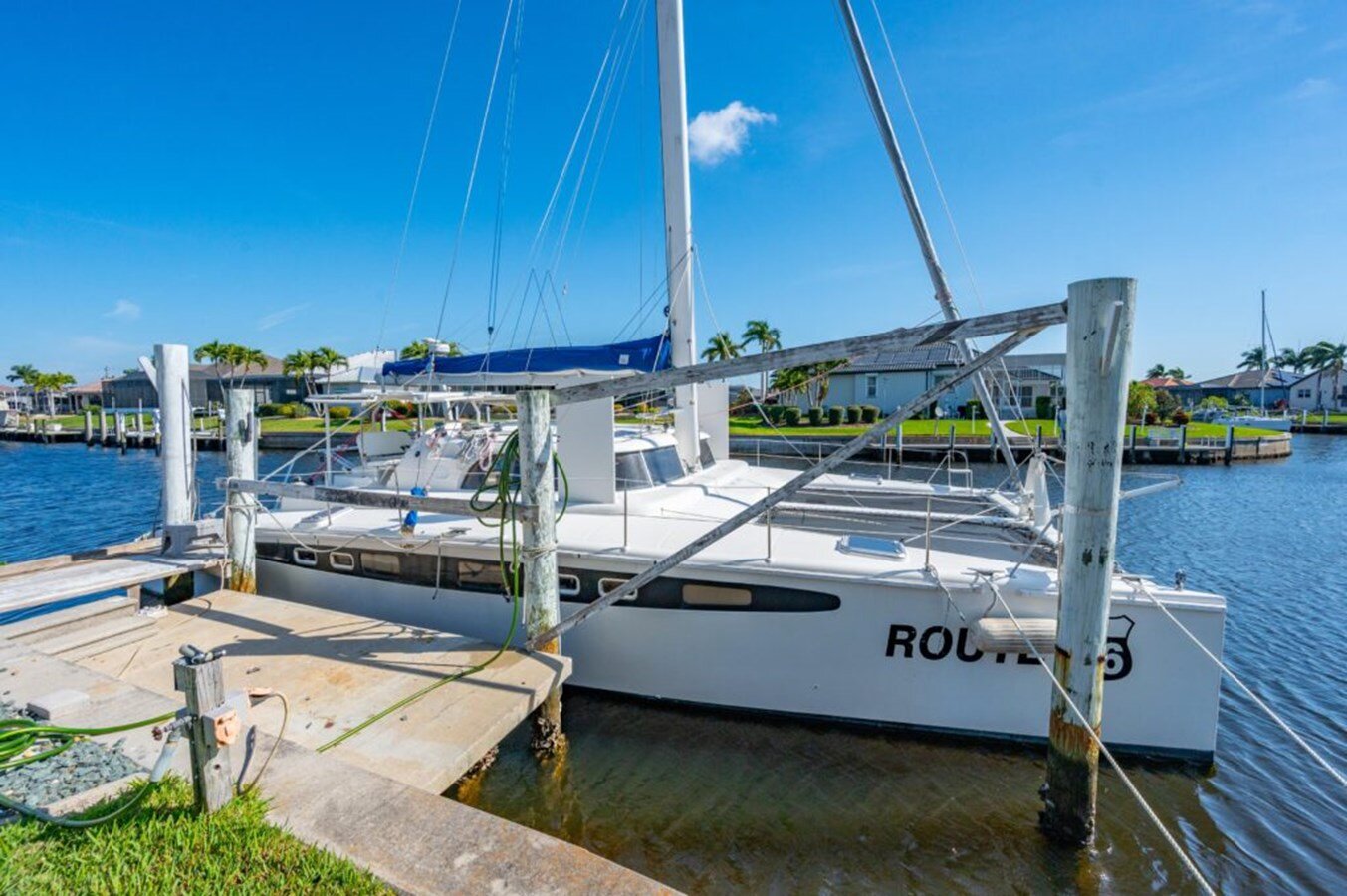 2005-dolphin-46-d77a91