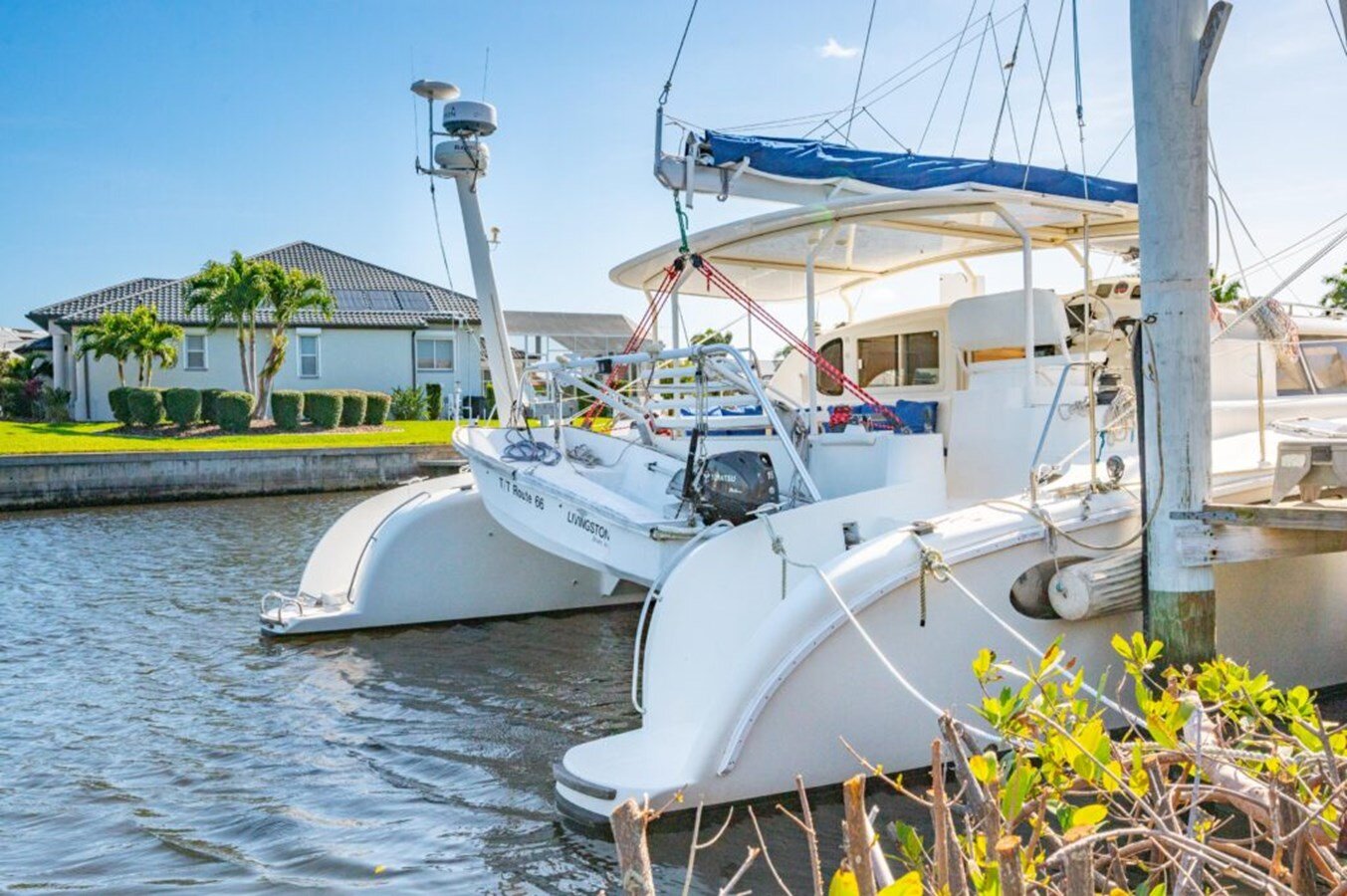 2005-dolphin-46-d77a91