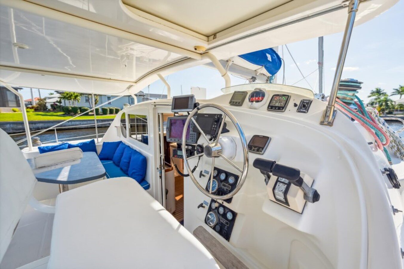 2005-dolphin-46-d77a91