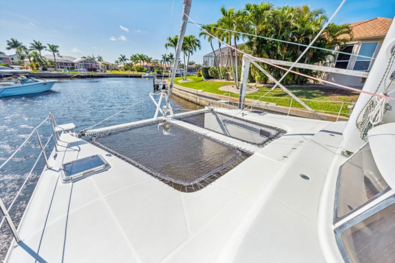 2005-dolphin-46-d77a91