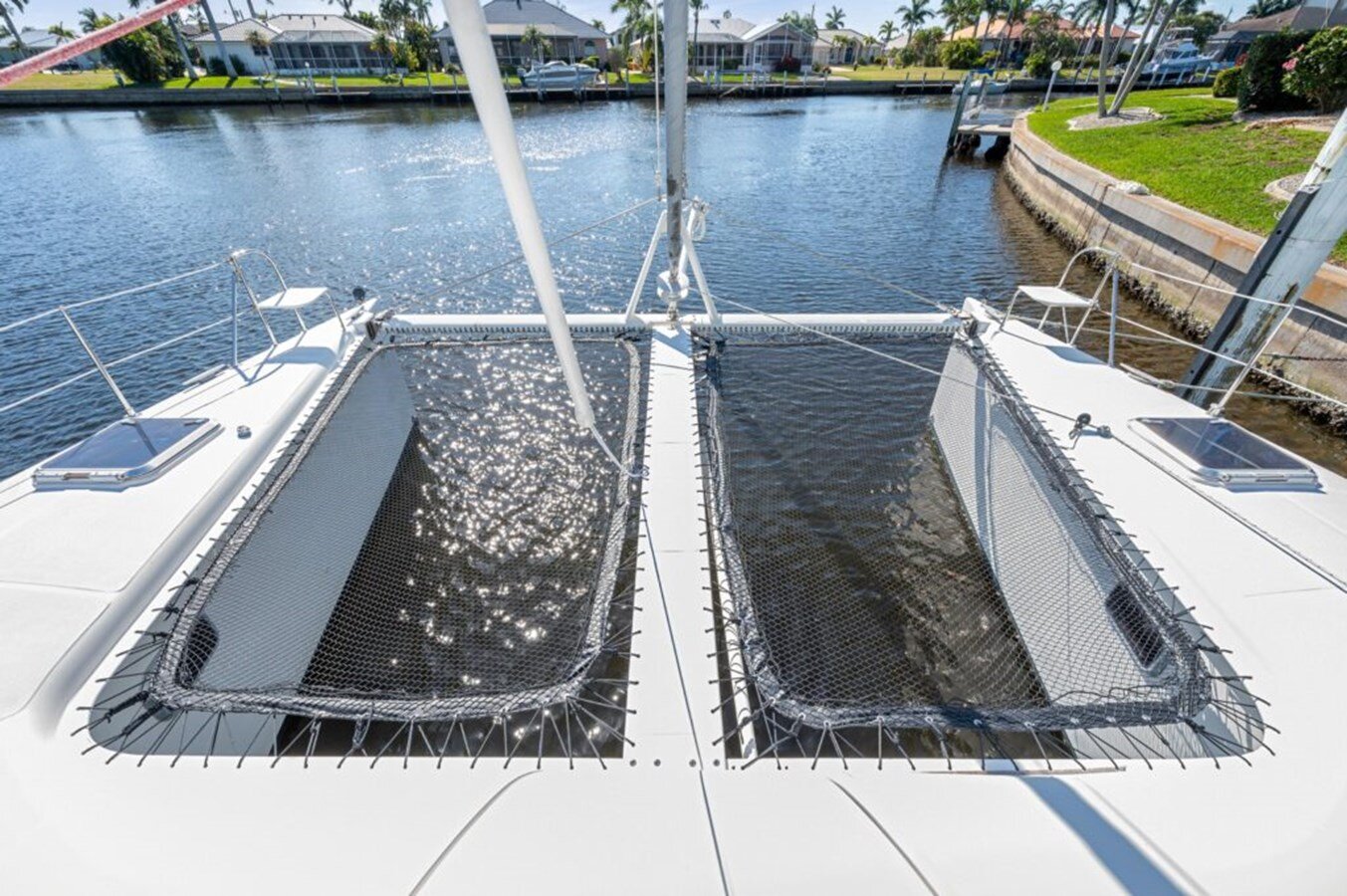 2005-dolphin-46-d77a91