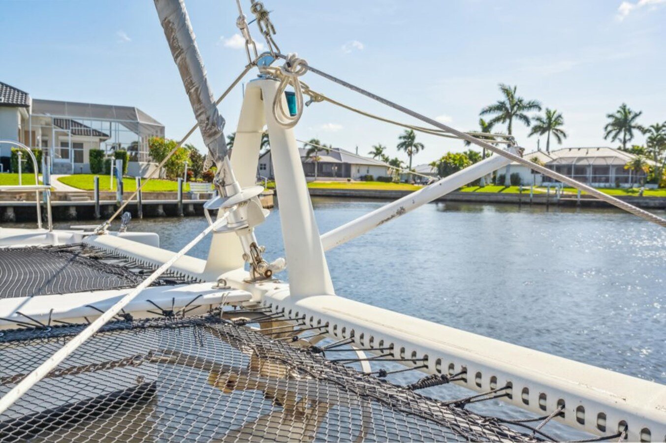 2005-dolphin-46-d77a91