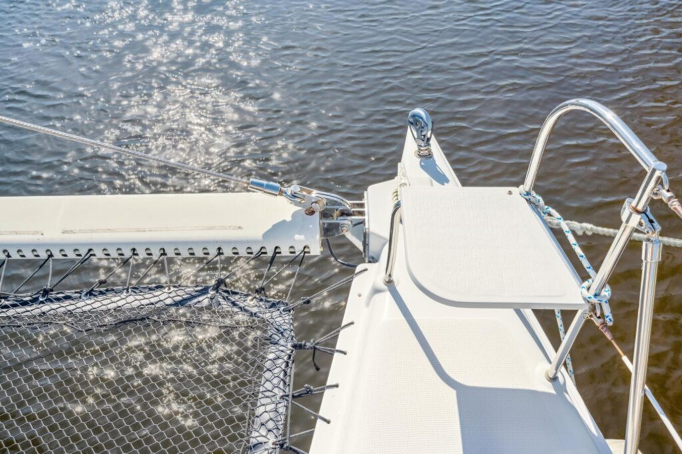 2005-dolphin-46-d77a91