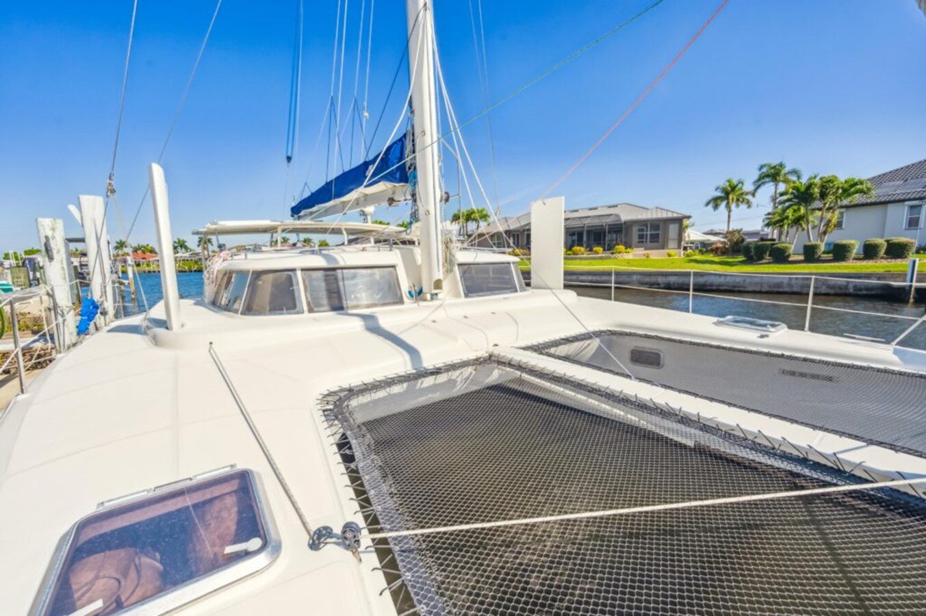 2005-dolphin-46-d77a91