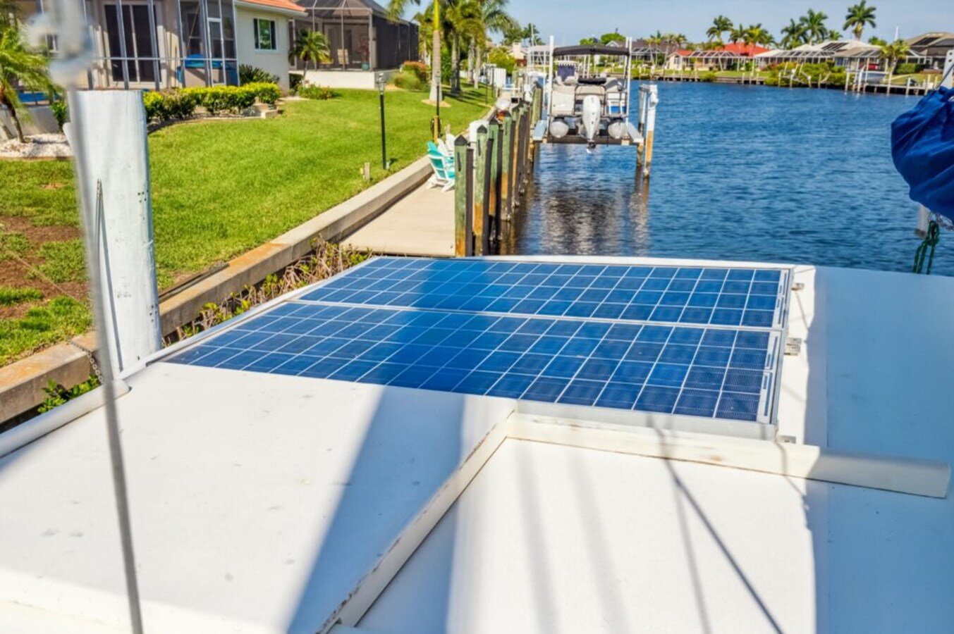 2005-dolphin-46-d77a91