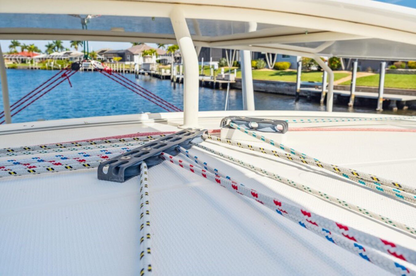 2005-dolphin-46-d77a91