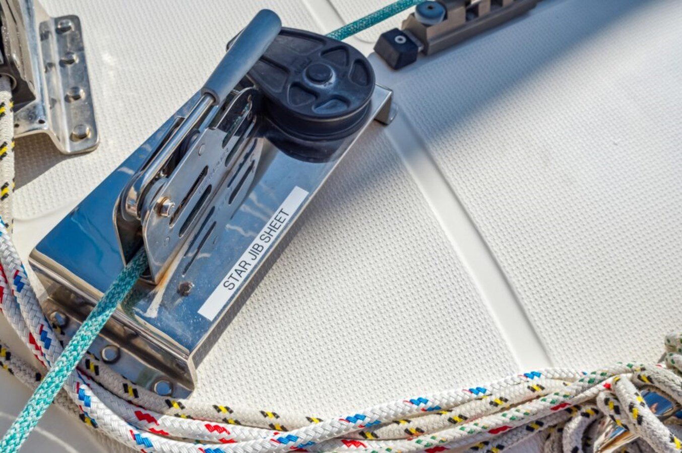 2005-dolphin-46-d77a91