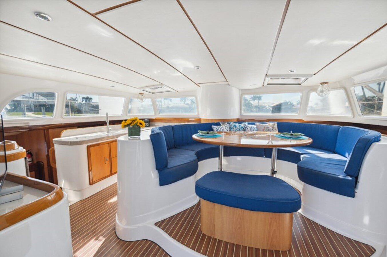 2005-dolphin-46-d77a91