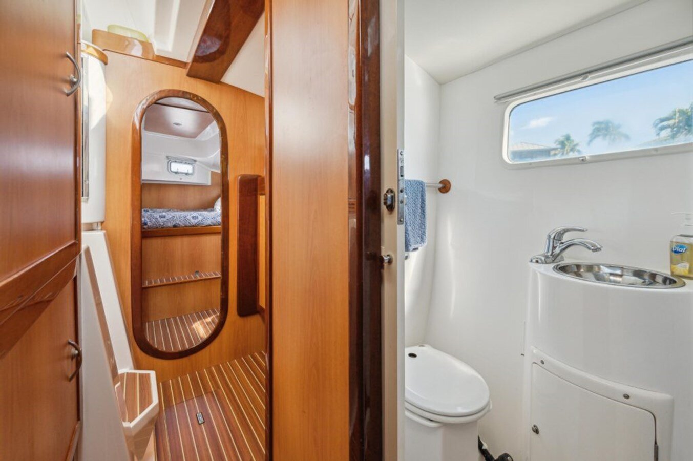 2005-dolphin-46-d77a91