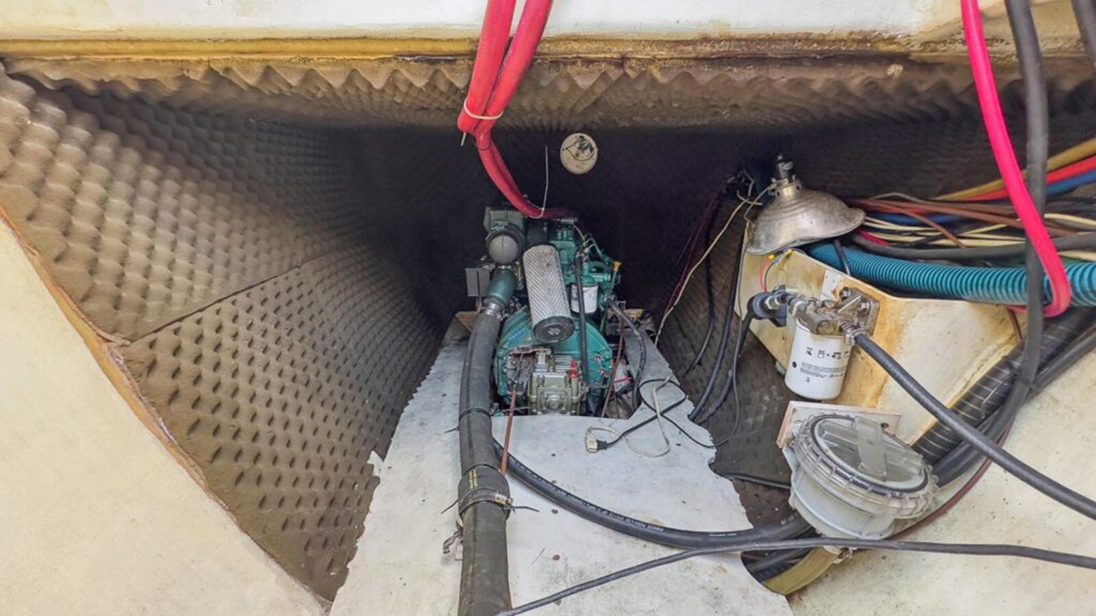 2005-dolphin-46-d77a91