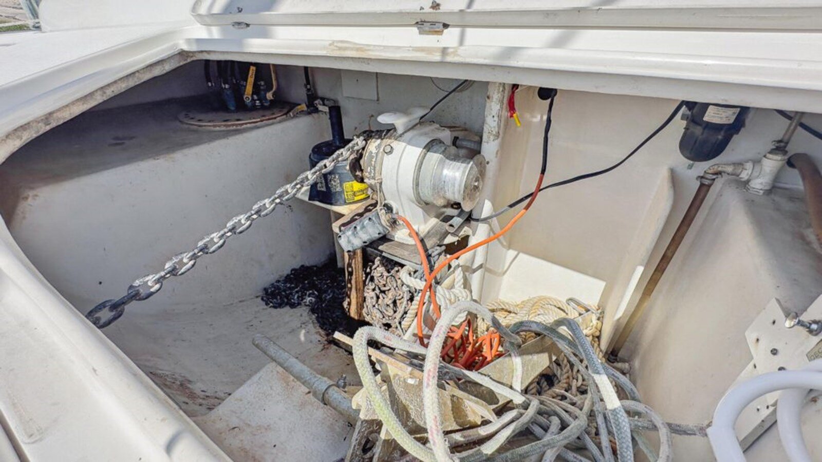 2005-dolphin-46-d77a91