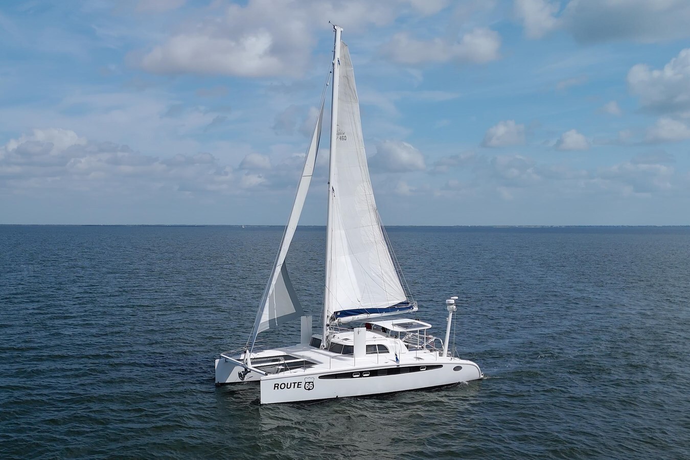 2005-dolphin-46-ce6e67