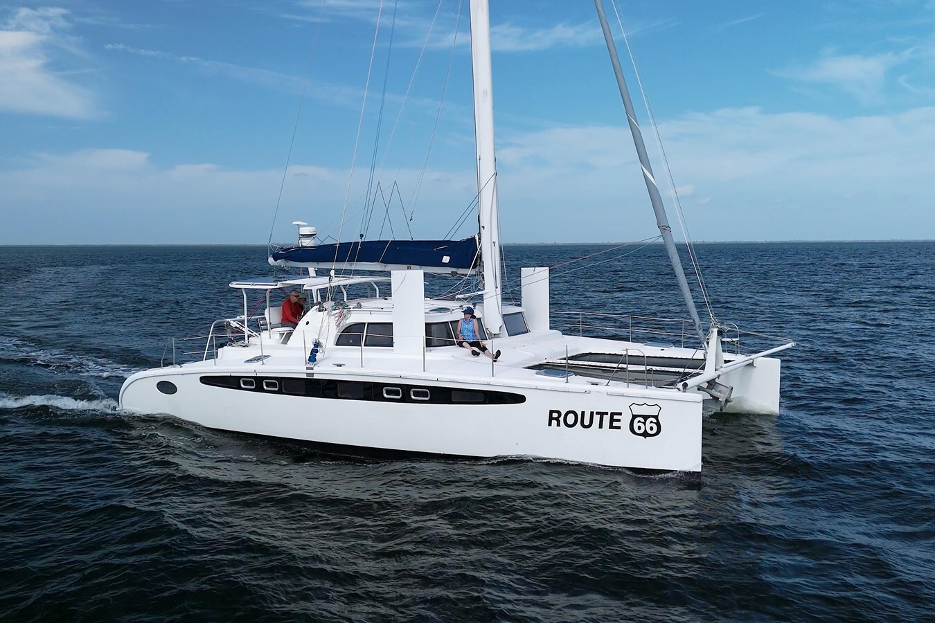 2005-dolphin-46-ce6e67