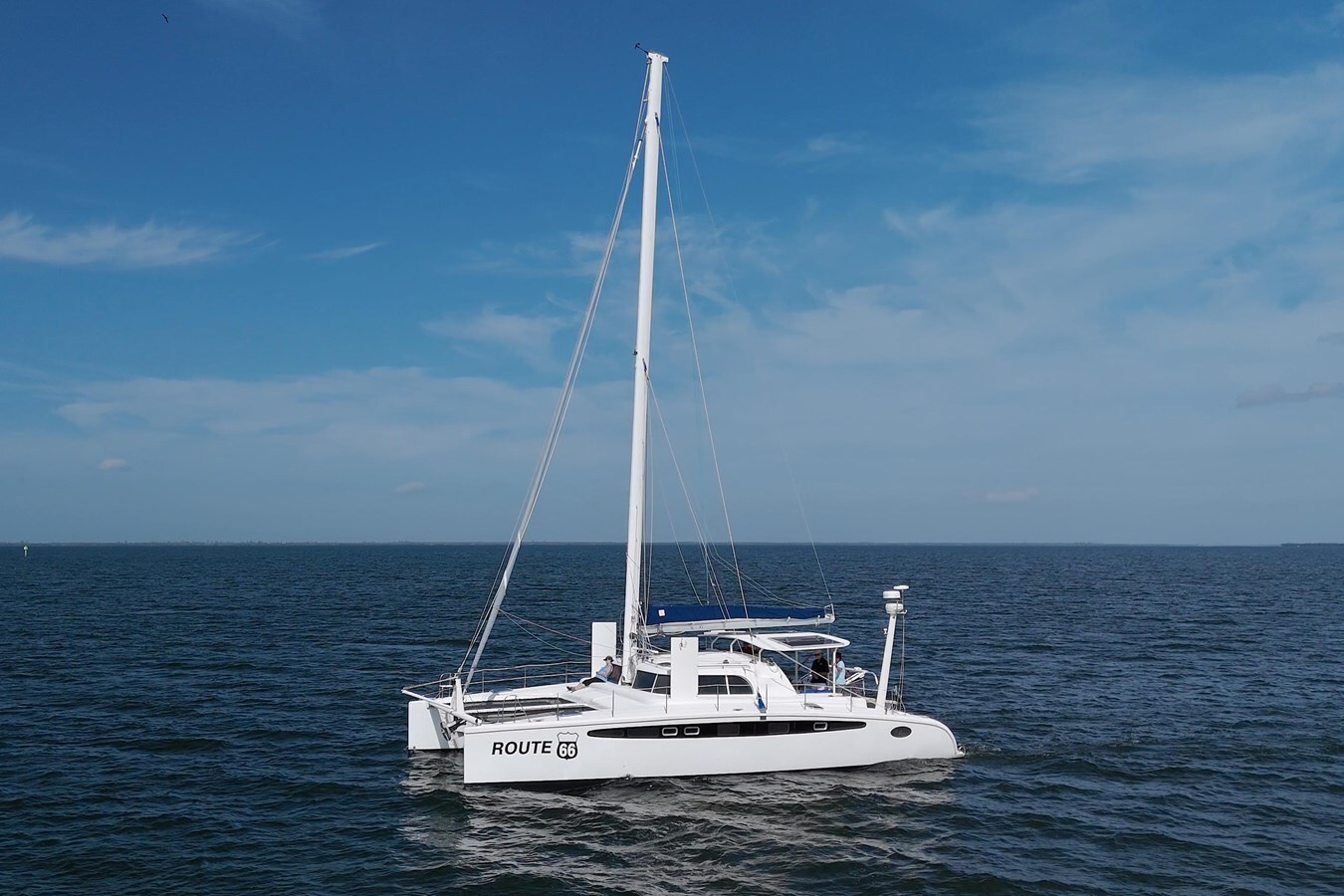 2005-dolphin-46-ce6e67