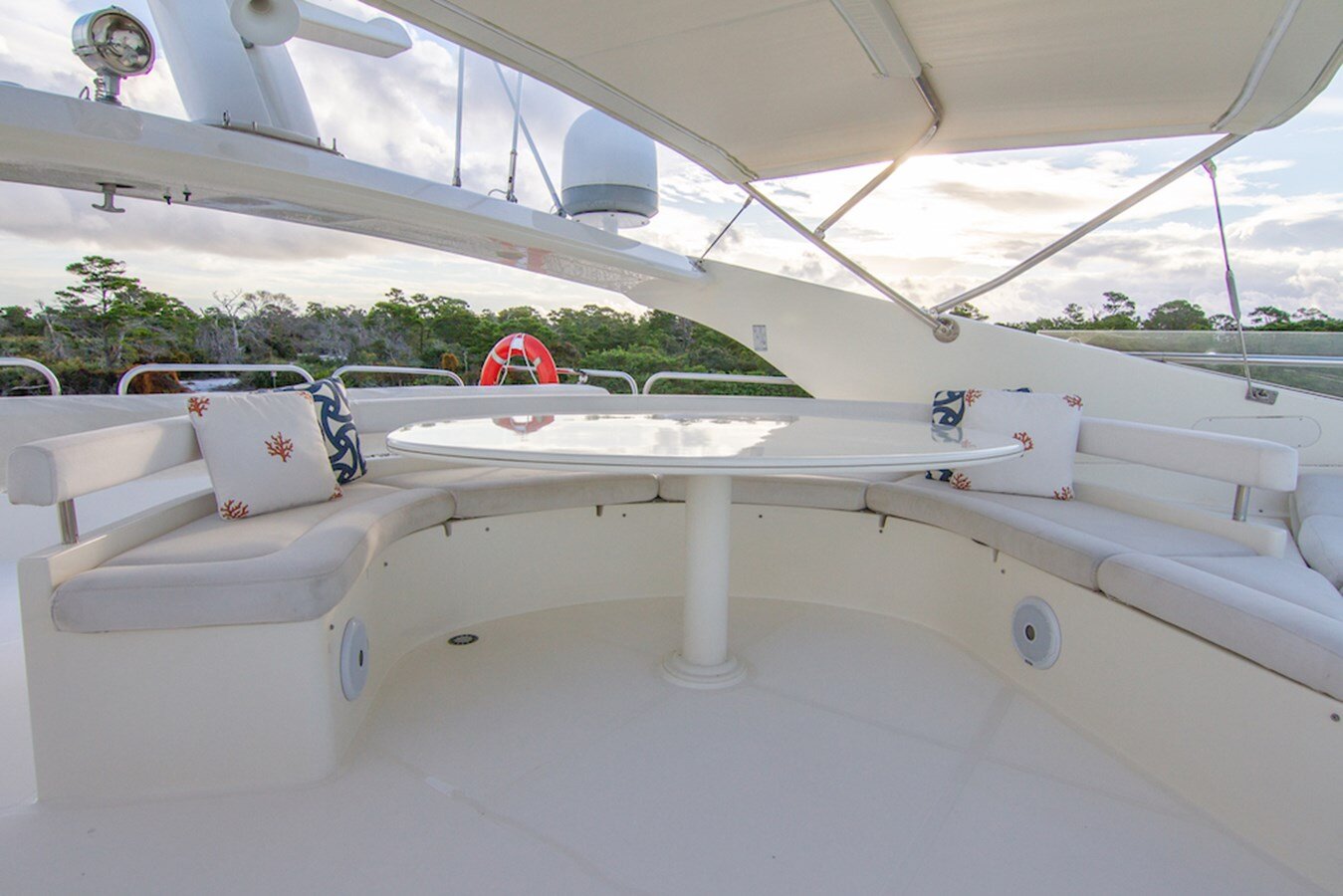 2005-ferretti-yachts-76-eb821e