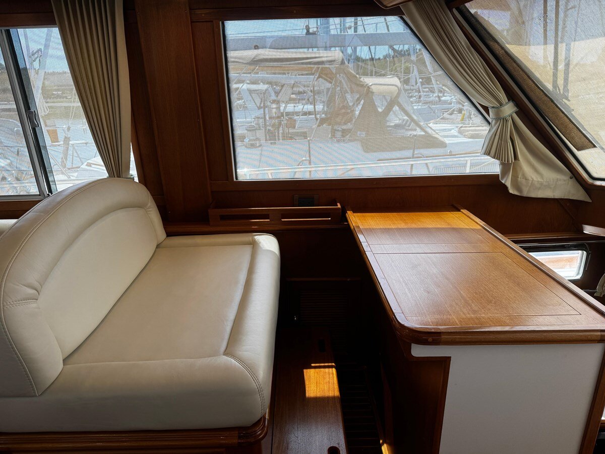 2005-grand-banks-47-4-3d1a49