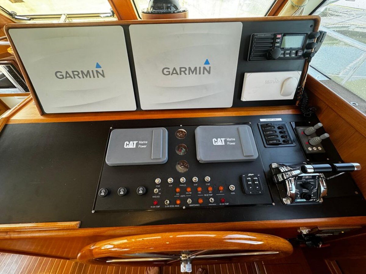 2005-grand-banks-47-4-3d1a49