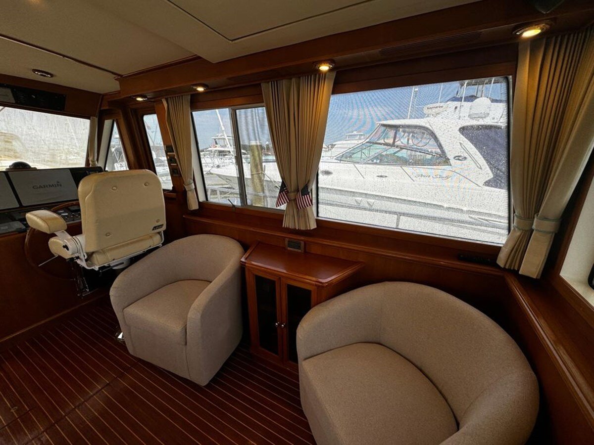 2005-grand-banks-47-4-3d1a49