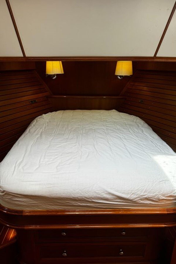 2005-grand-banks-47-4-3d1a49