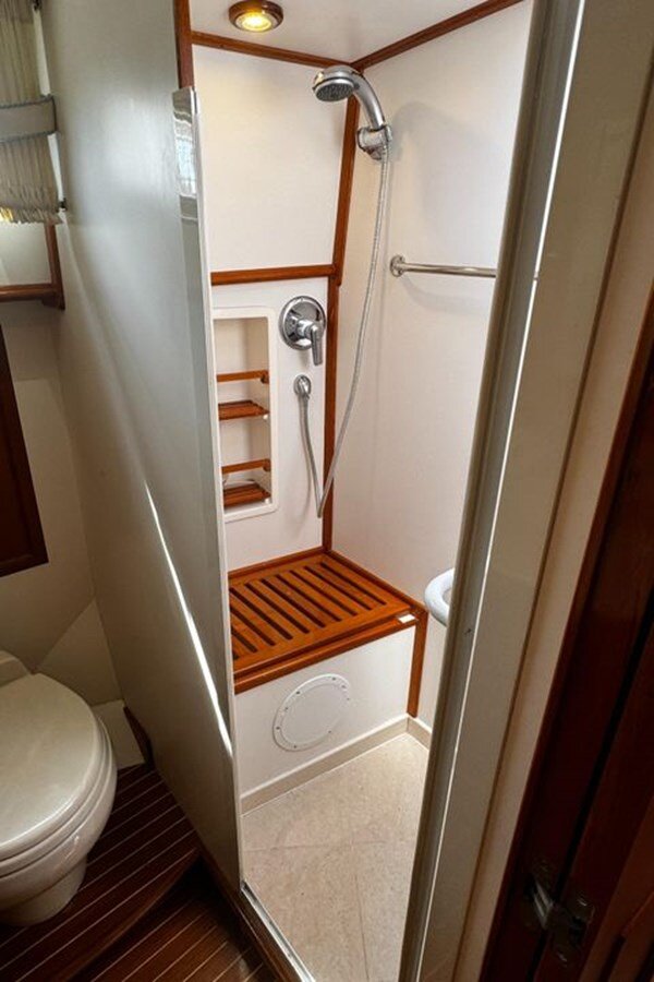 2005-grand-banks-47-4-3d1a49