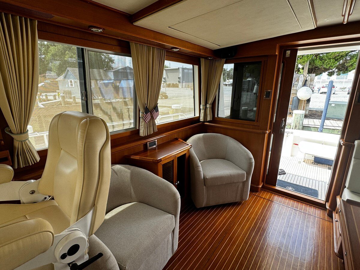 2005-grand-banks-47-4-3d1a49