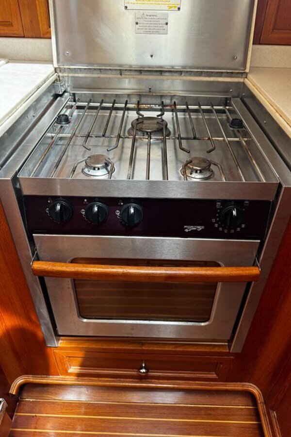 2005-grand-banks-47-4-3d1a49