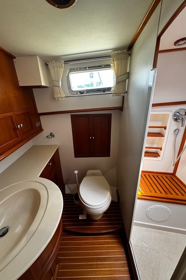 2005-grand-banks-47-4-3d1a49