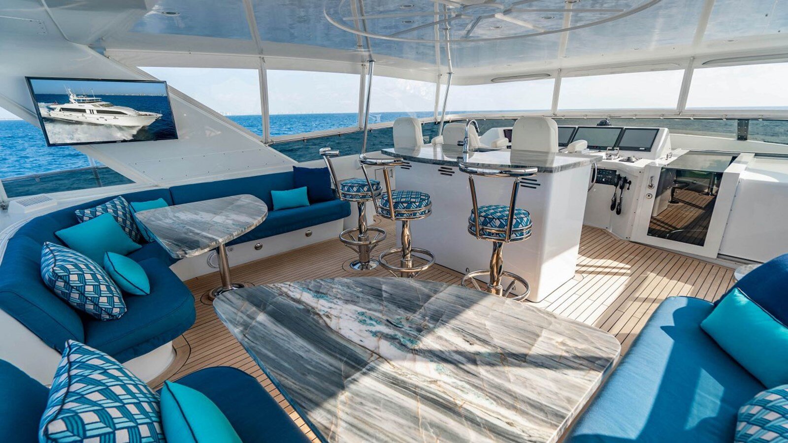 2005-hatteras-100-fe4021