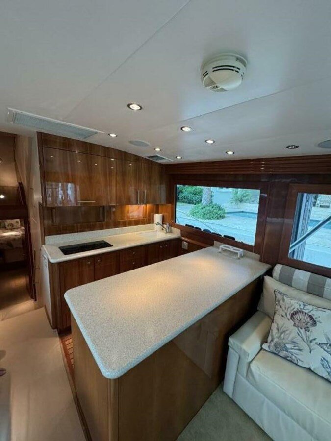 2005-hatteras-50-7174c7