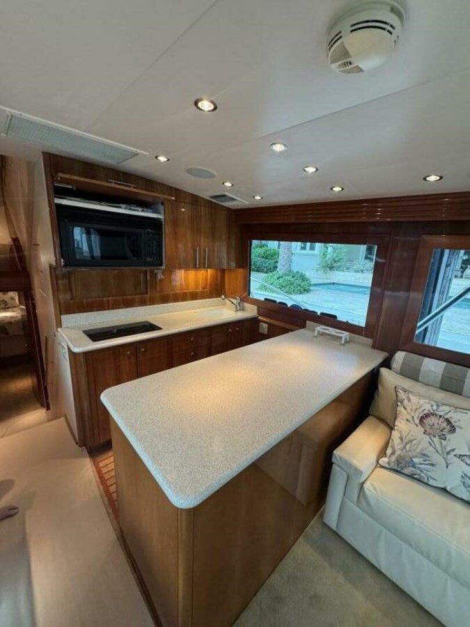 2005-hatteras-50-7174c7