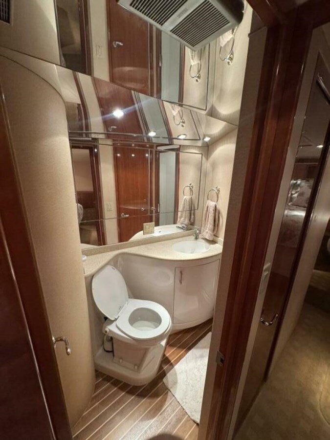 2005-hatteras-50-7174c7