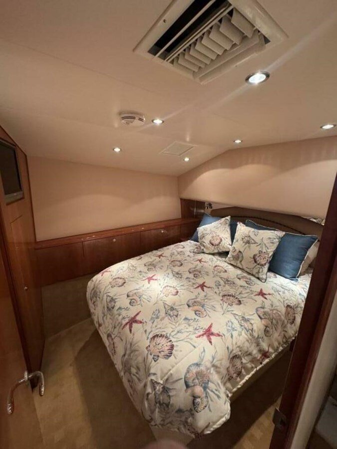 2005-hatteras-50-7174c7