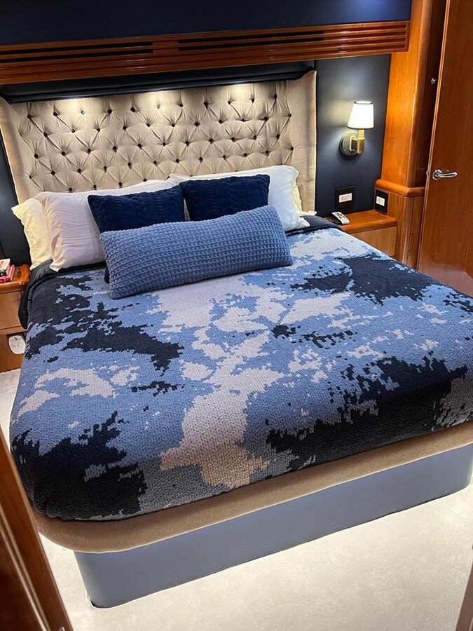 2005-hatteras-60-1-18f64c