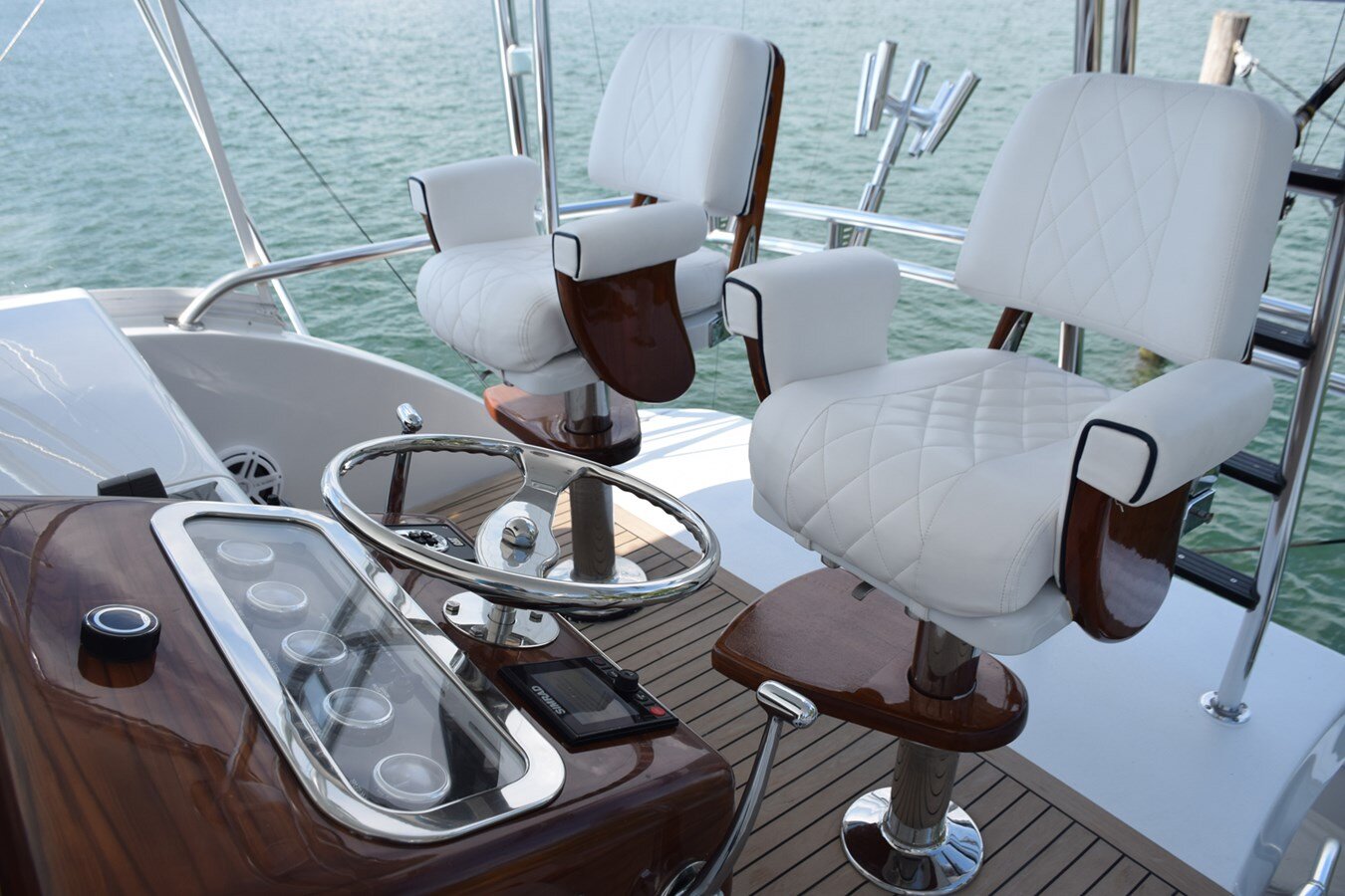 2005-hatteras-60-1-18f64c