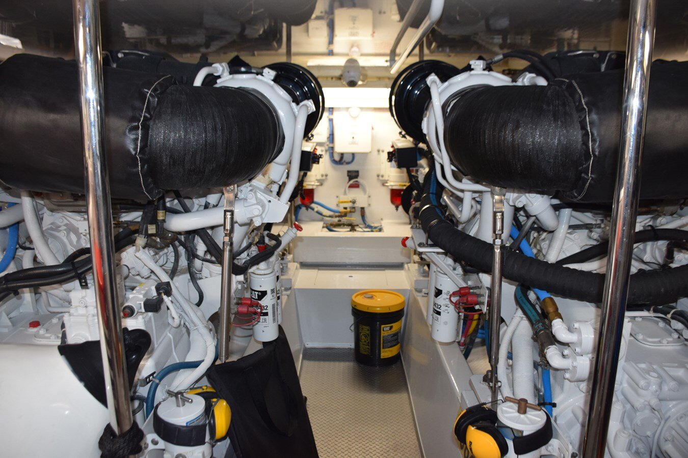 2005-hatteras-60-1-18f64c