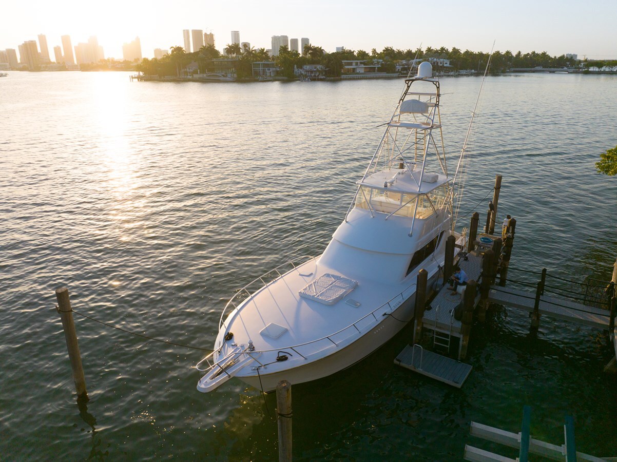 2005-hatteras-60-2-b24807