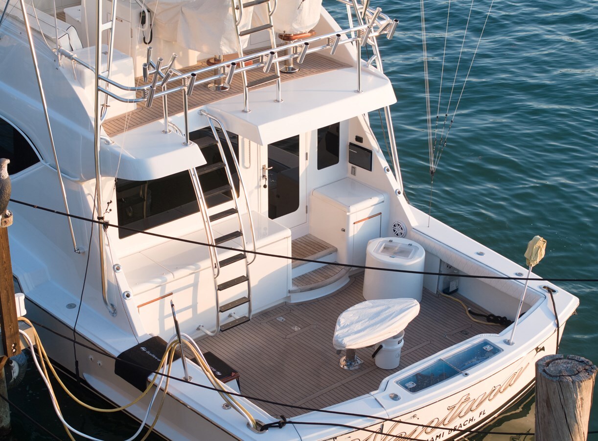 2005-hatteras-60-2-b24807