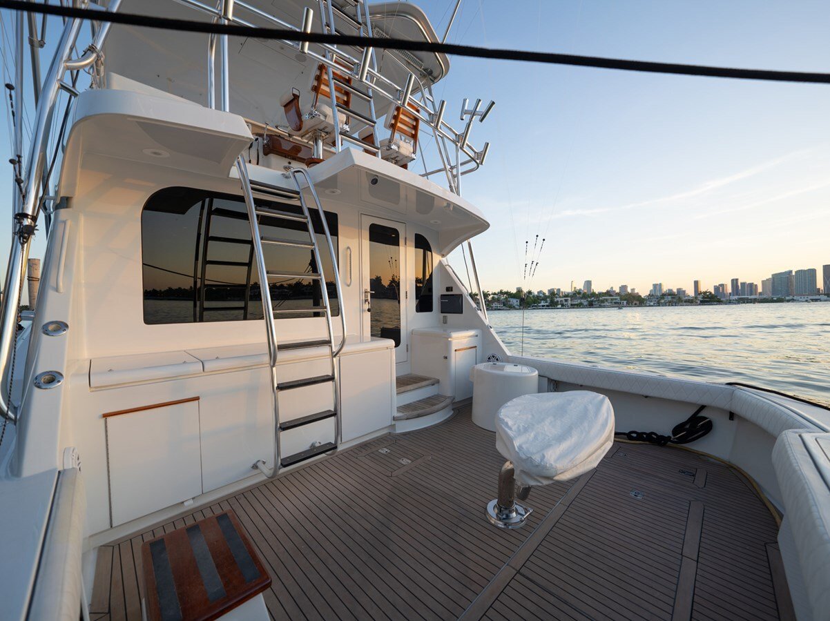 2005-hatteras-60-2-b24807