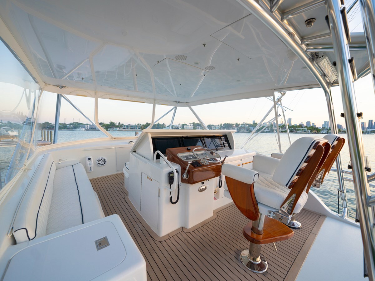 2005-hatteras-60-2-b24807