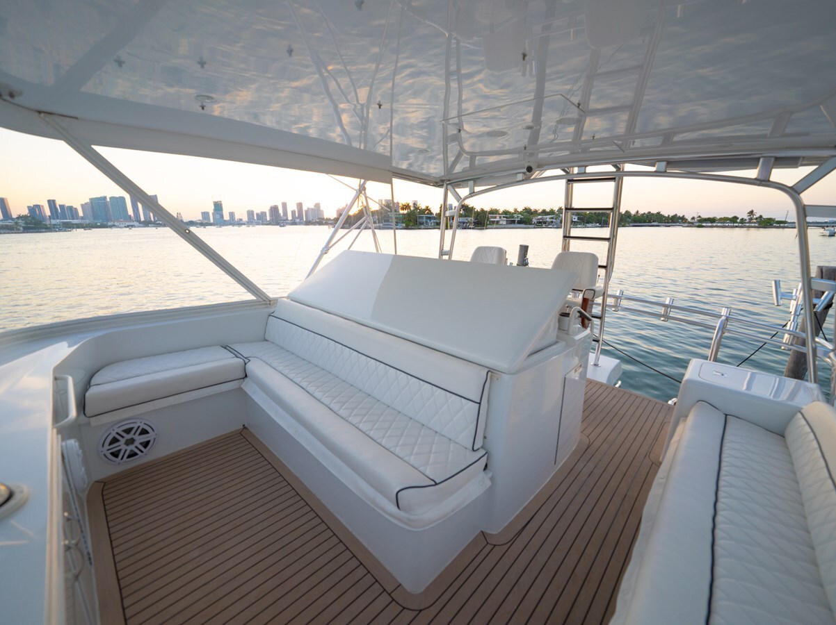 2005-hatteras-60-2-b24807